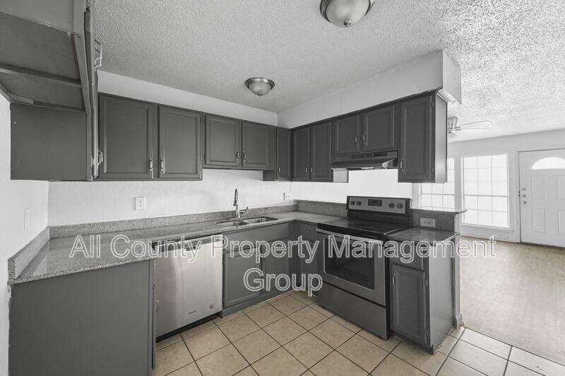 4921 Miller Ave - Photo 2 of 19