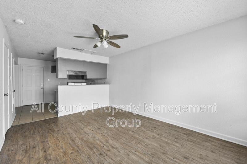 4921 Miller Ave - Photo 5 of 19