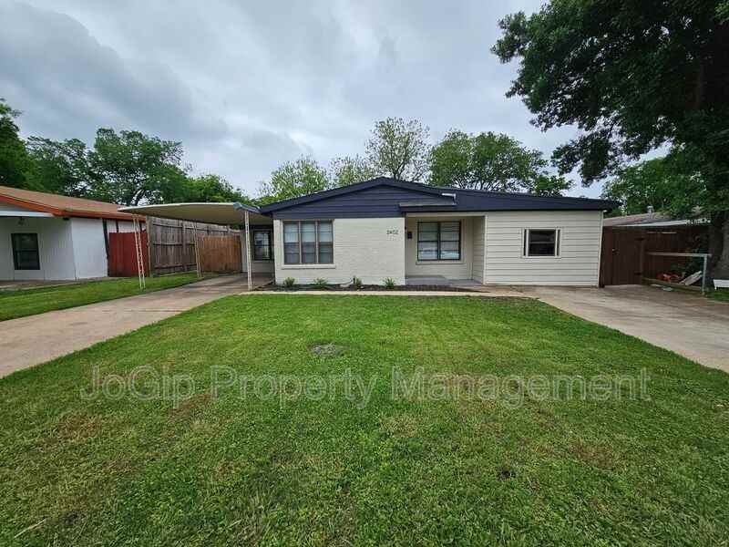 2402 Housley Dr