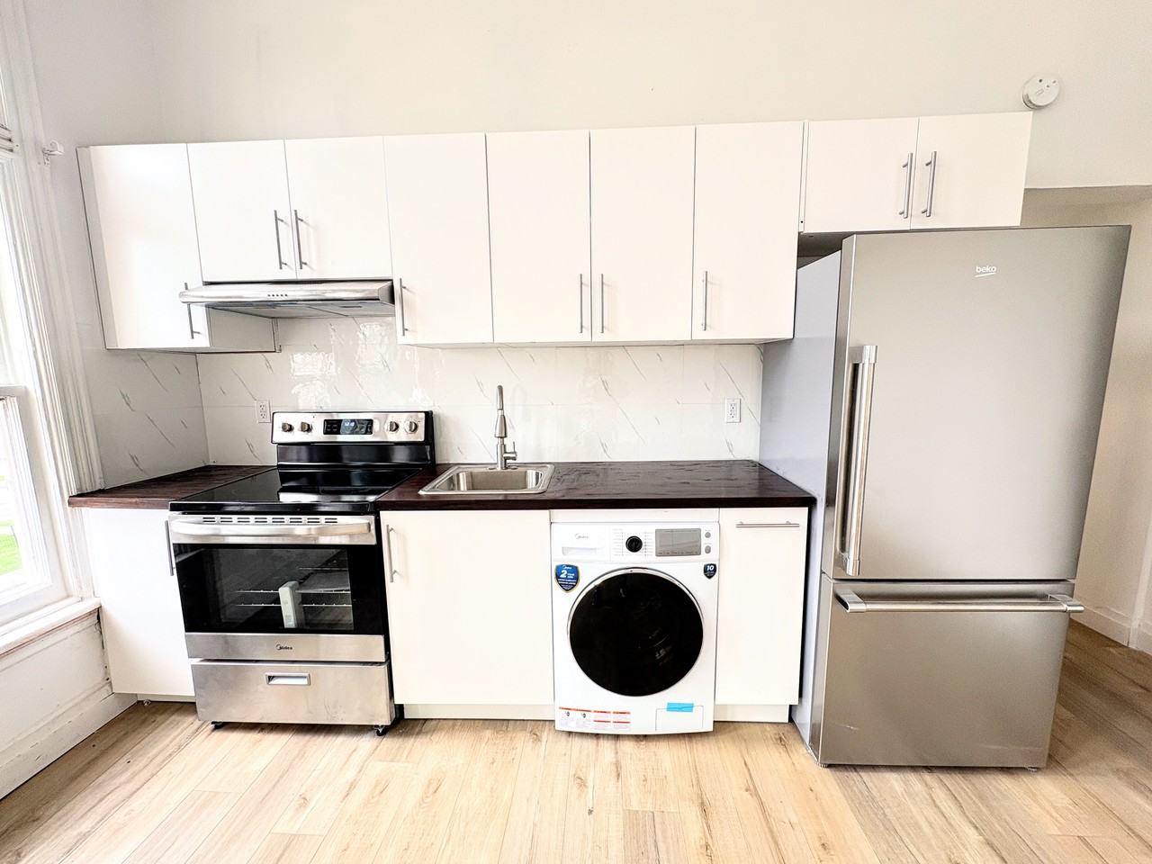 252 James Street South #203 - Photo 6 of 20