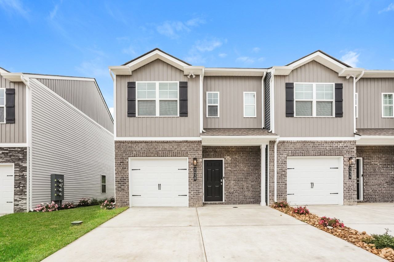 2438 Legg Crk Ln - Photo 6 of 17