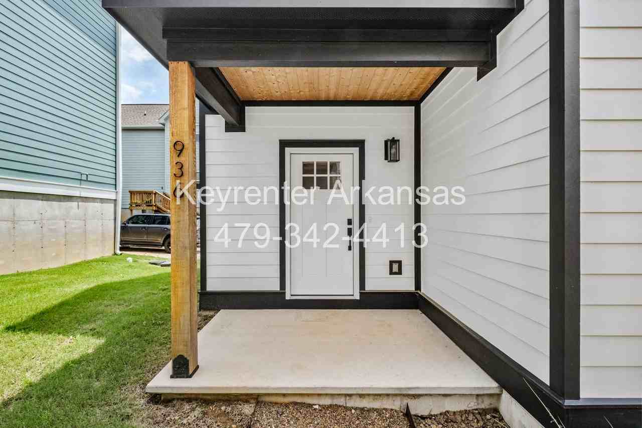 936 S Wichita Ave - Photo 5 of 33
