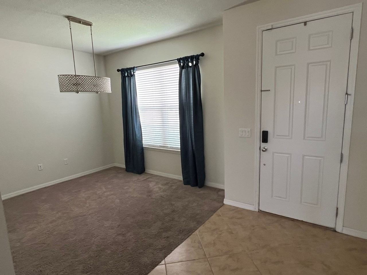 1608 Regal River Cir - Photo 3 of 22
