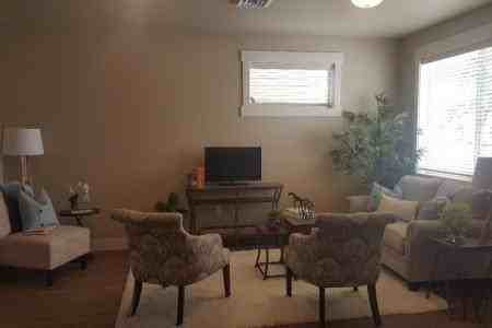 812 8th Ave #2 - Photo 2 of 7