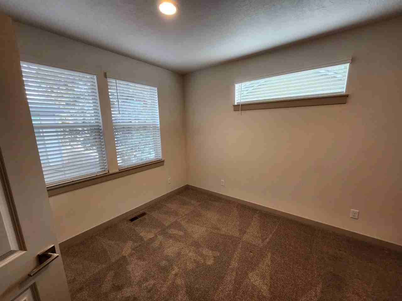 70 Ne Cessna Dr #1 - Photo 6 of 16