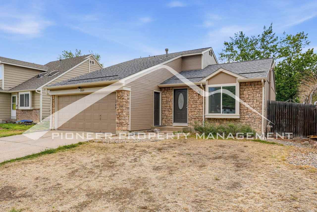 1729 Tulip St - Photo 2 of 29