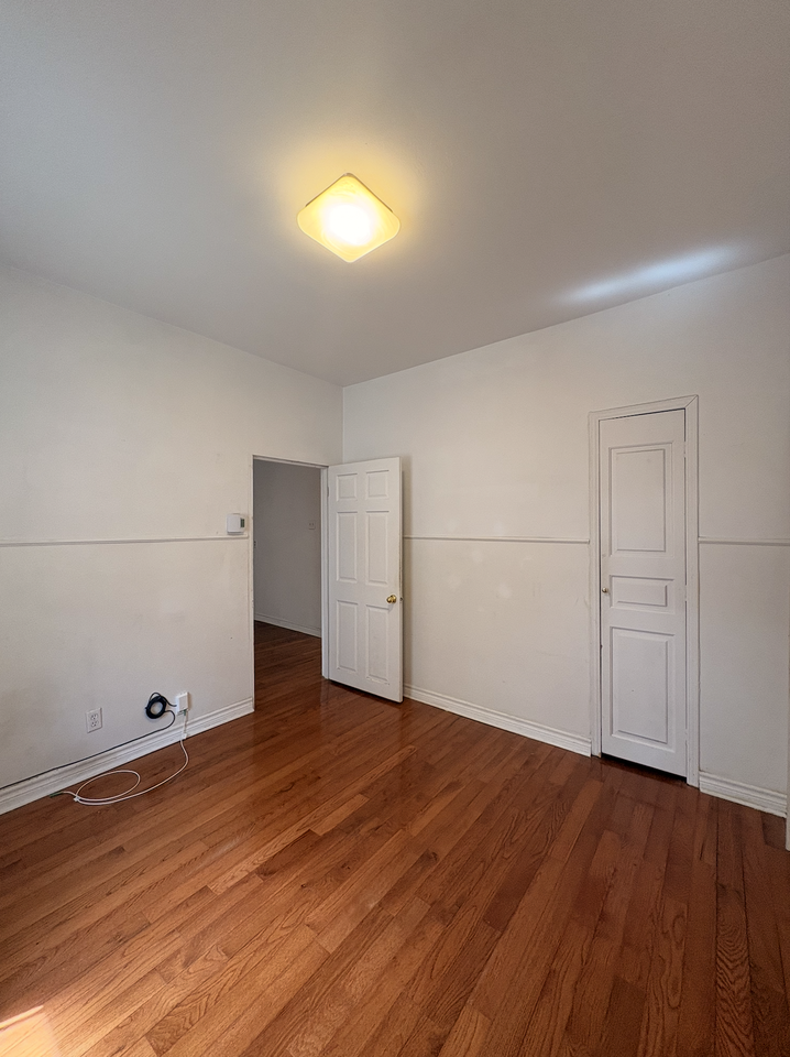 6368 Avenue De Chateaubriand - Photo 7 of 8
