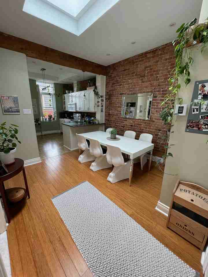 1546 Rue Saint-Antoine Ouest #3 - Photo 5 of 9