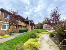 featured image of 6102 6th Ave