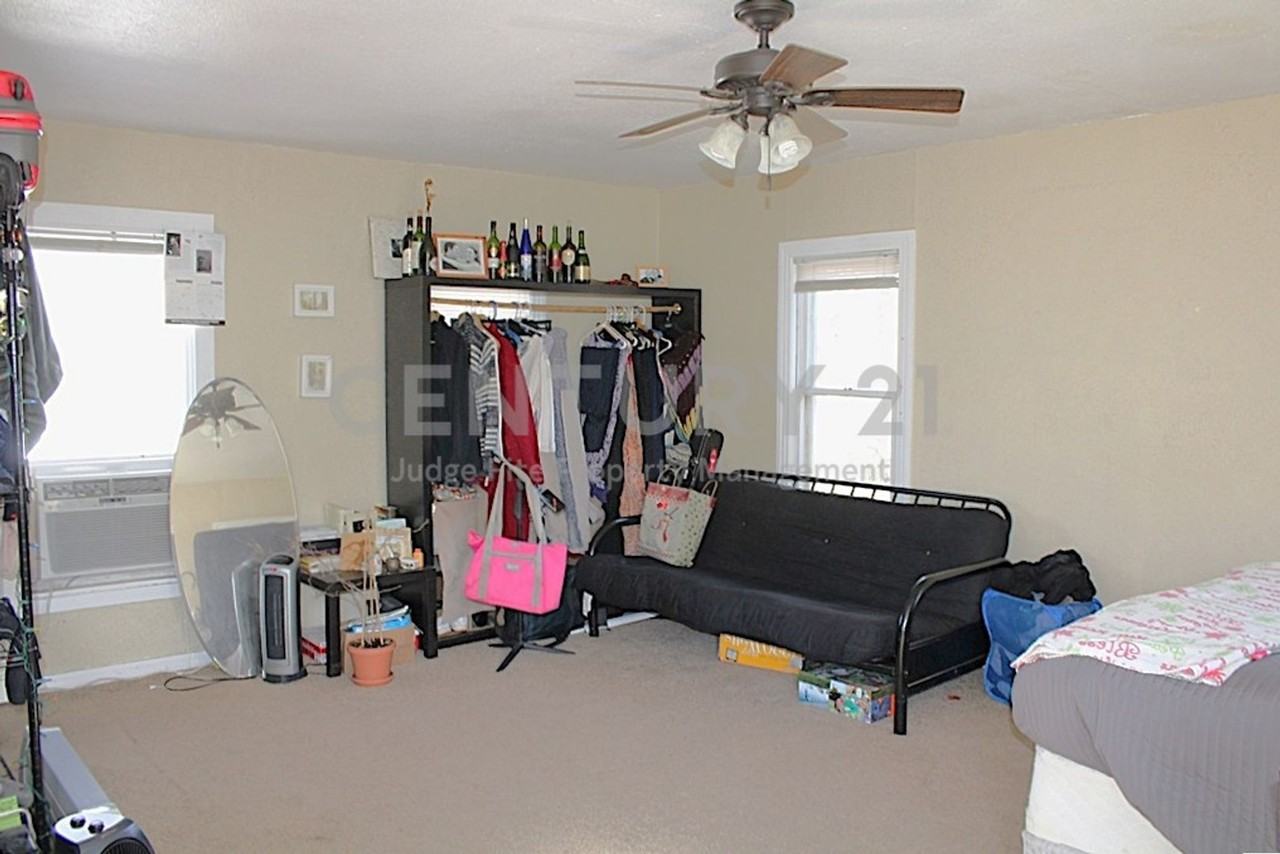 309 Normal St - Photo 2 of 10