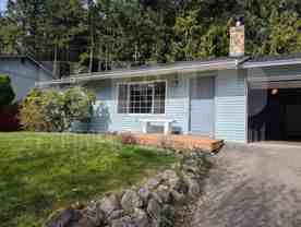 583 Ne Conifer Dr - Photo 1 of 1