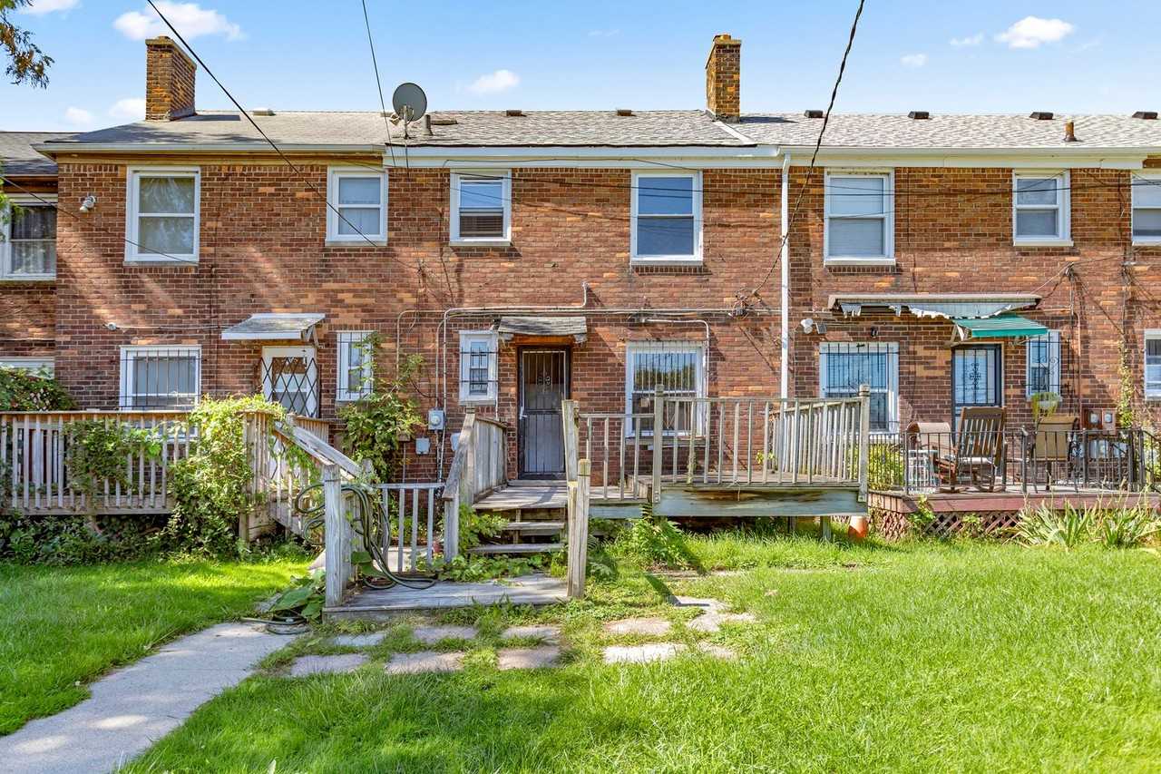 450 Marquette Dr - Photo 4 of 18