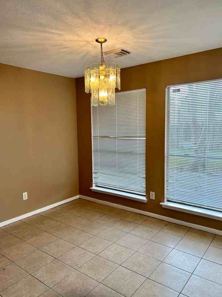 18315 Willow Moss Dr - Photo 4 of 21