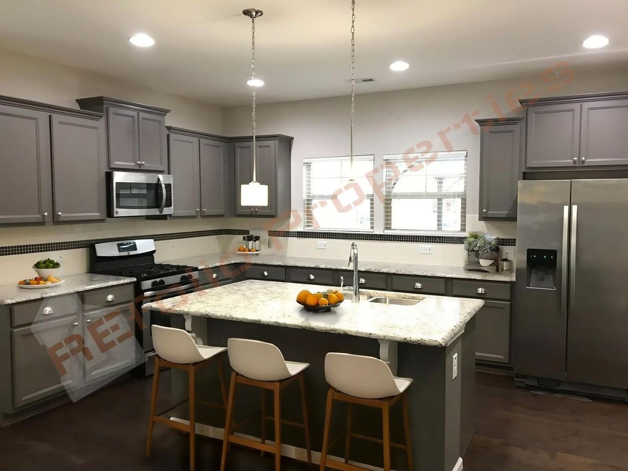 1014 Midtowne Way - Photo 3 of 21