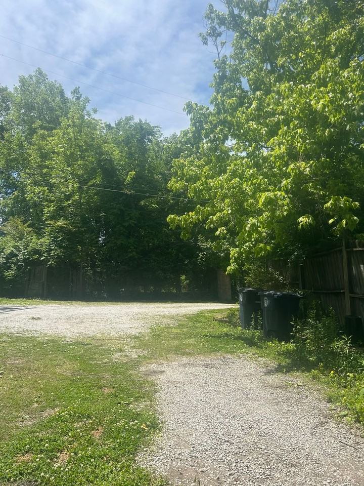 1328 1/2 Greenslake Rd - Photo 5 of 5