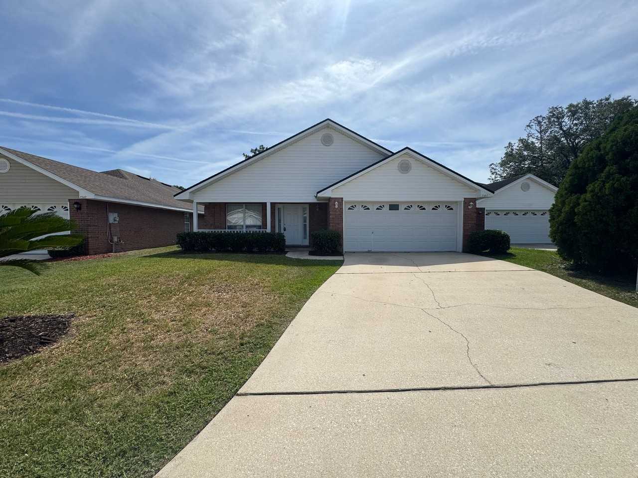 7557 Cliff Cottage Dr - Photo 2 of 24