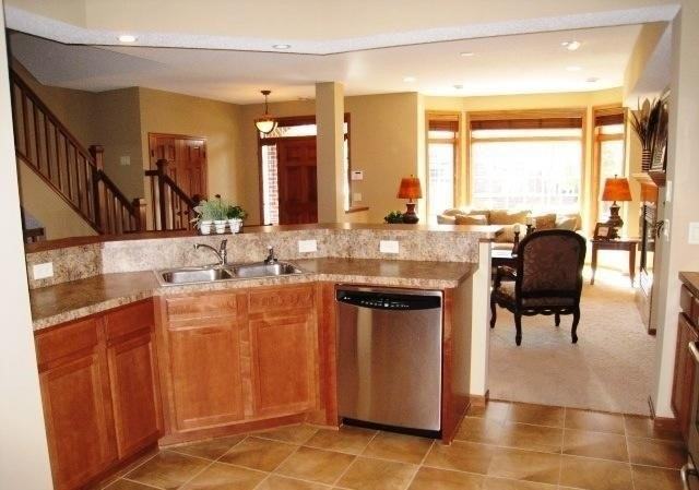 10778 Falling Water Ln #B - Photo 4 of 13