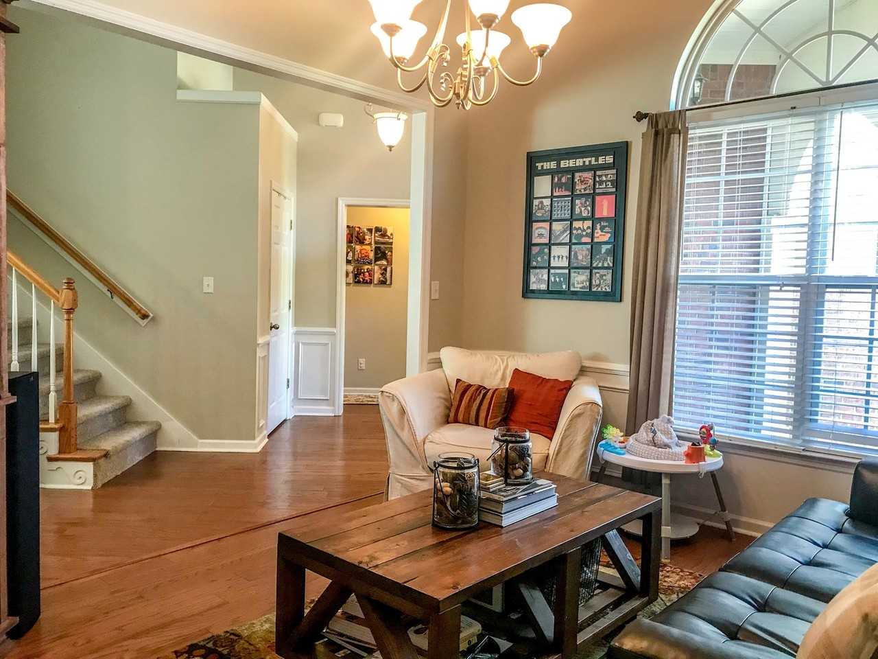 1067 Blackfoot Dr - Photo 4 of 35