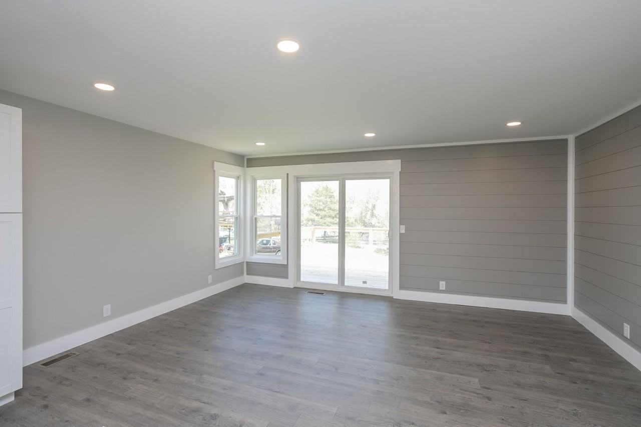 1608 Autumn Ridge Dr - Photo 7 of 25