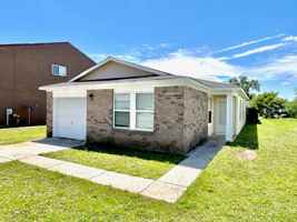 featured image of 228 Dormont Dr Ne