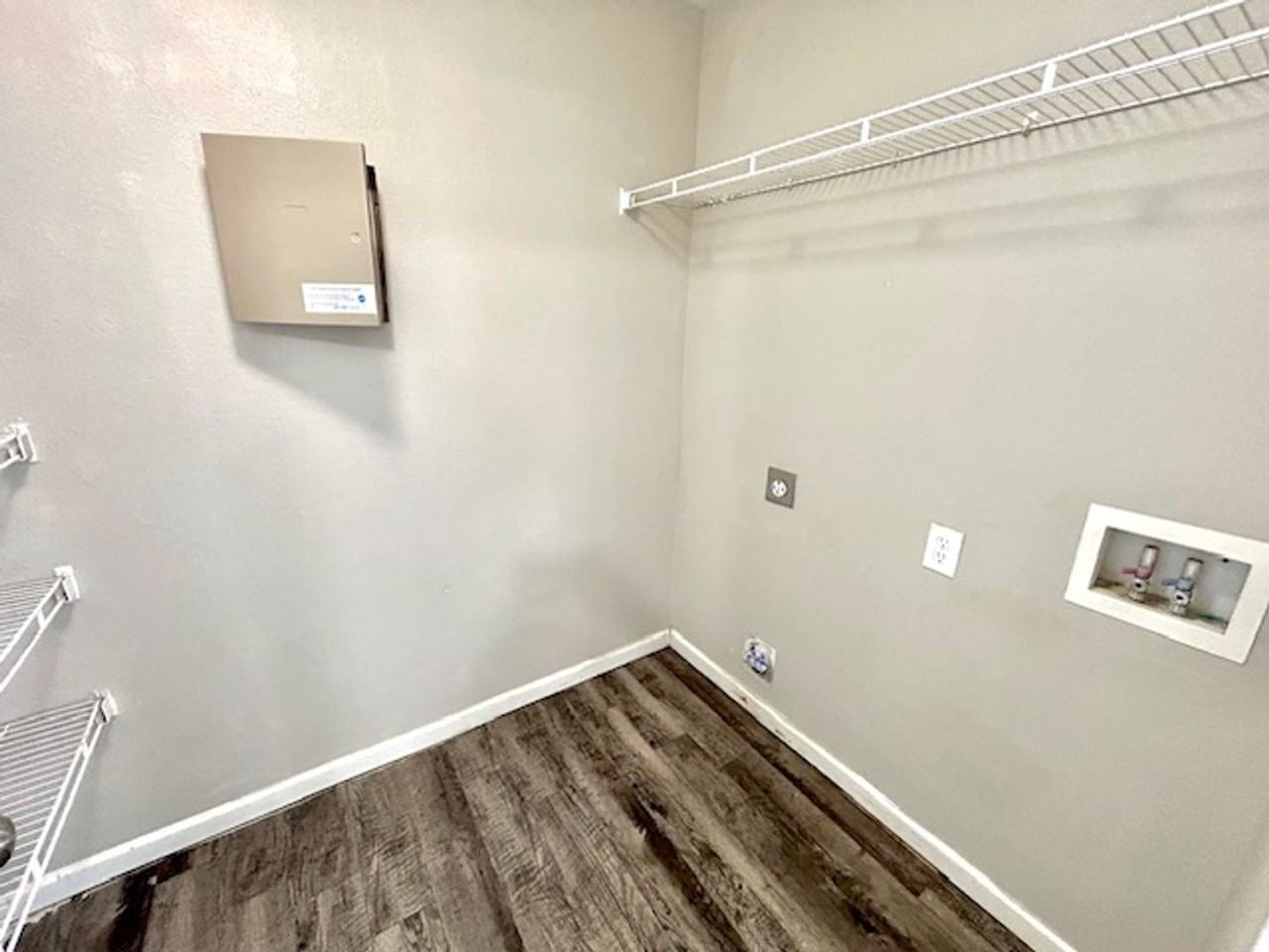 228 Dormont Dr Ne - Photo 7 of 16