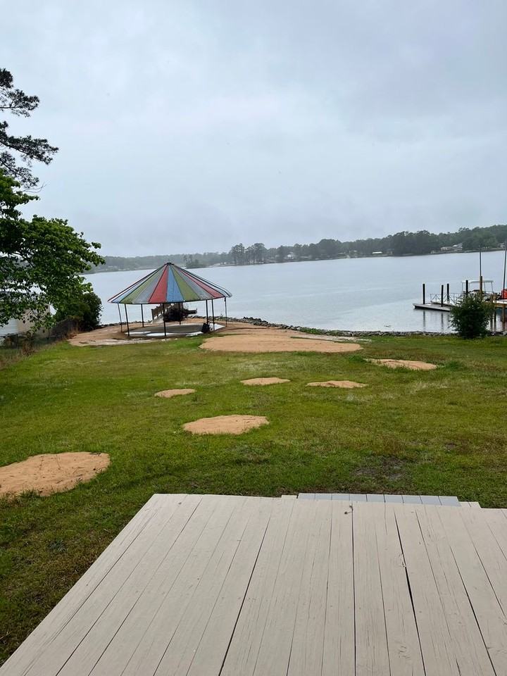 3507 Driftwood Point Rd - Photo 2 of 9