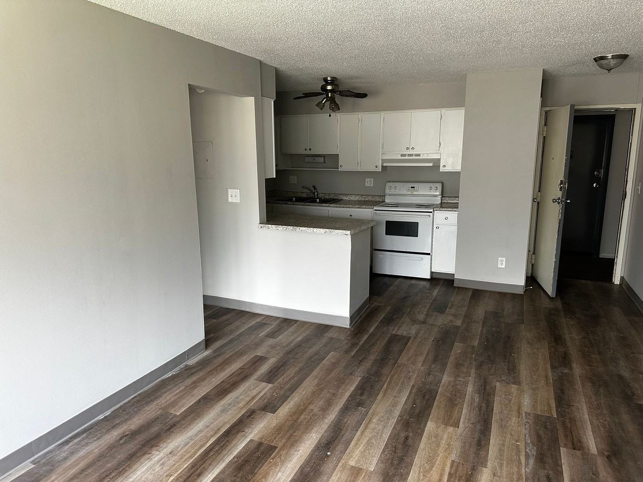 Southern Park Apartments - Photo 3 of 3