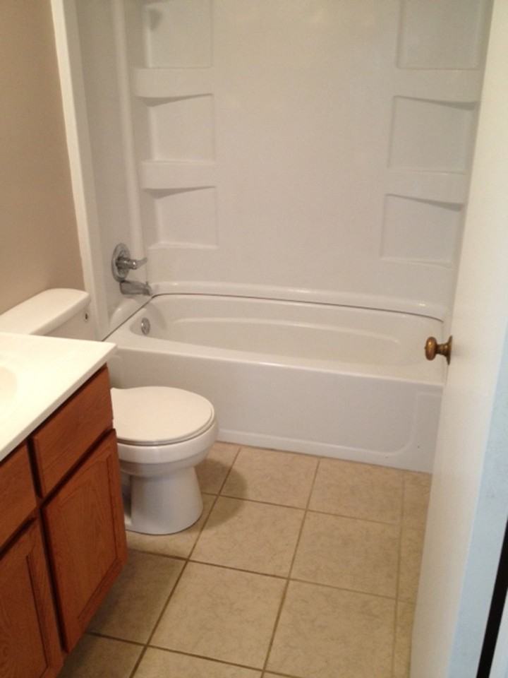 1111-1115 E. Hazard Ave. - Photo 5 of 9