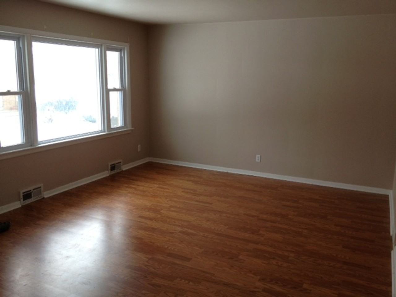 1111-1115 E. Hazard Ave. - Photo 7 of 9