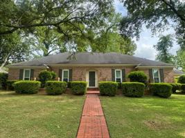 featured image of 4600 Fox Den Ln