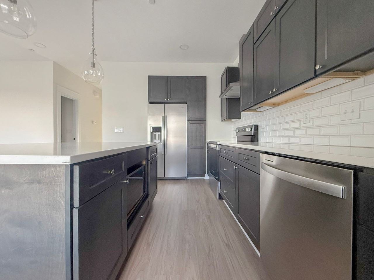 1354 Meridian St - Photo 5 of 43