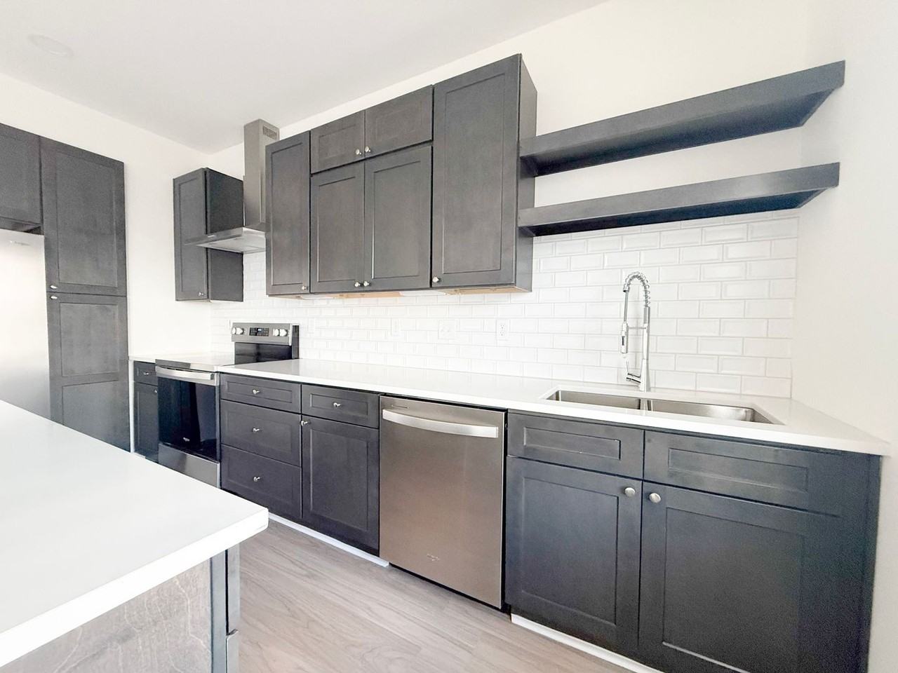 1354 Meridian St - Photo 6 of 43