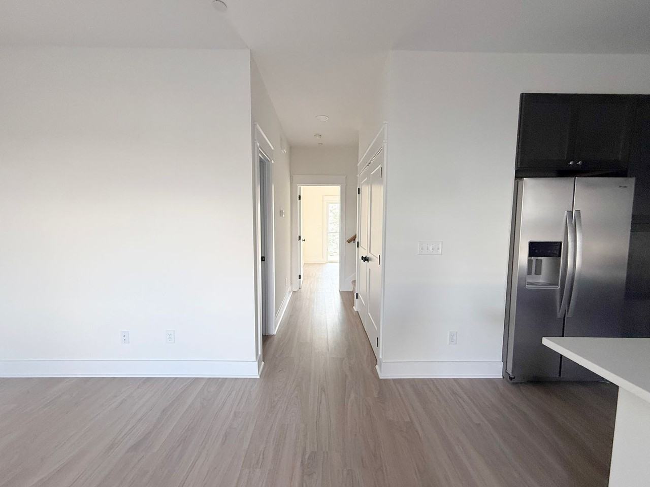1354 Meridian St - Photo 7 of 43