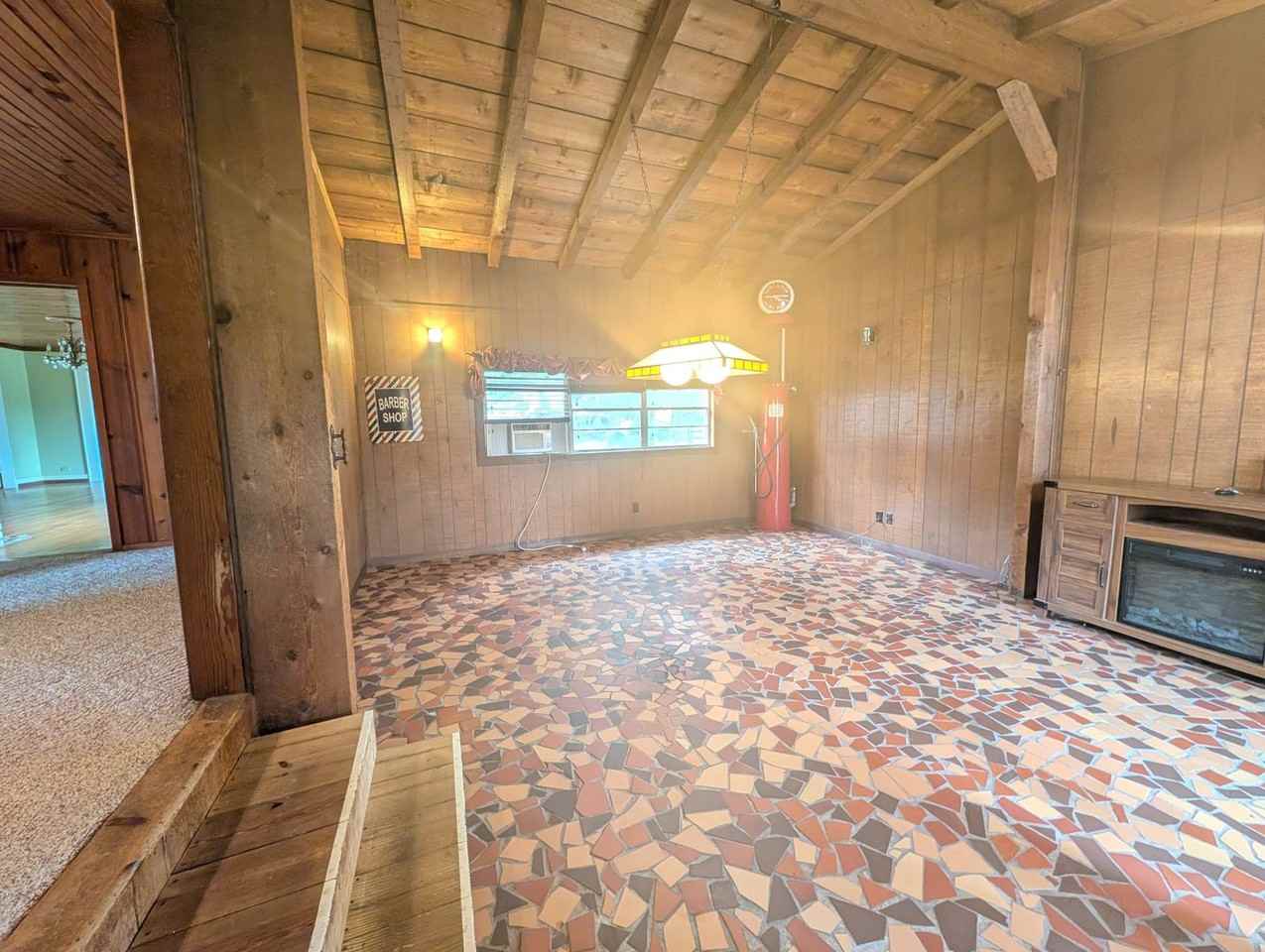 6400 Gibson Ln - Photo 5 of 15