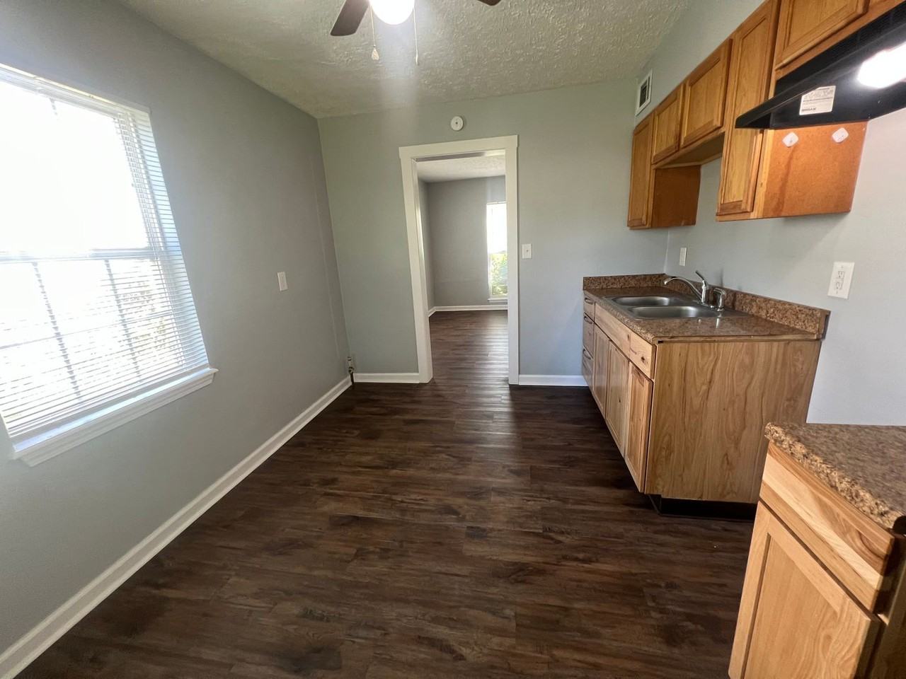 1731 Sonne Ave - Photo 4 of 18