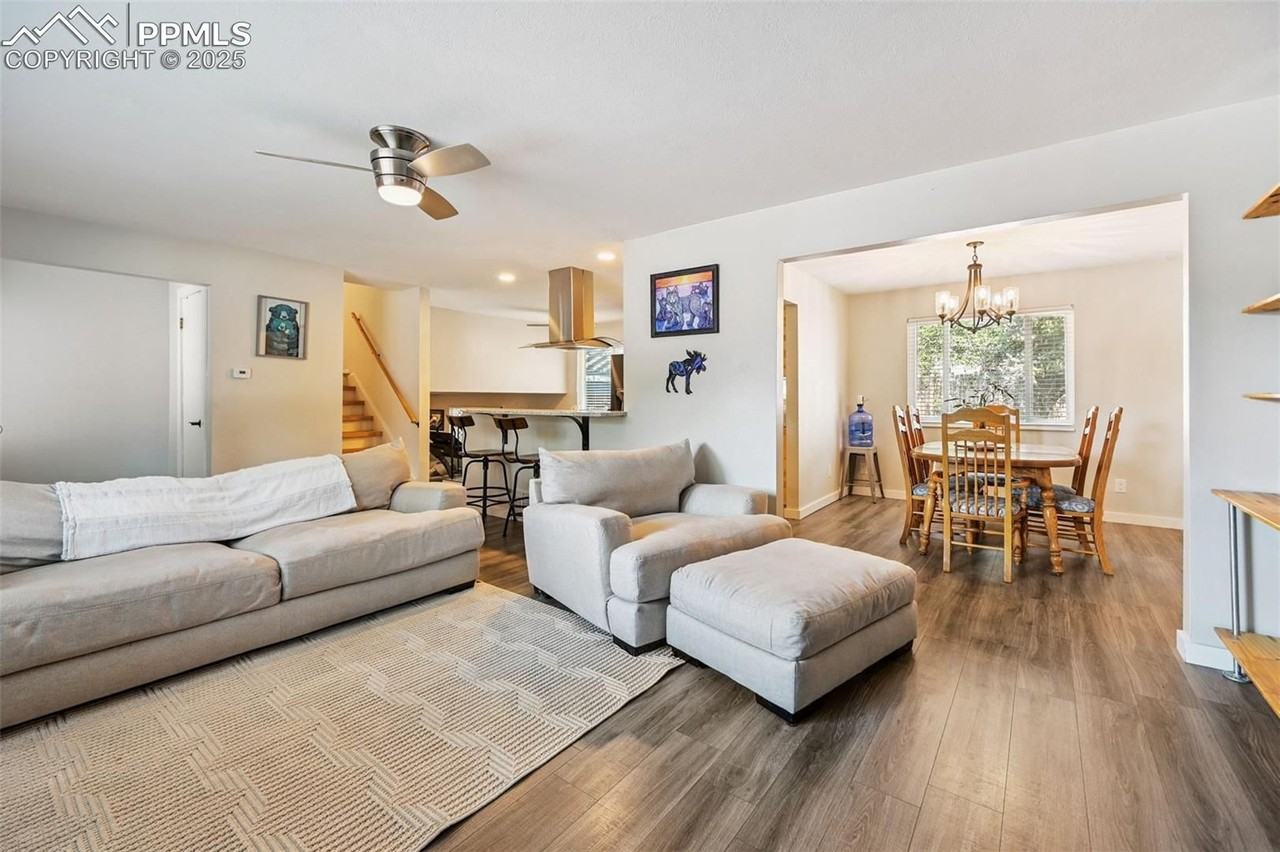 4189 Hidden Cir - Photo 4 of 37