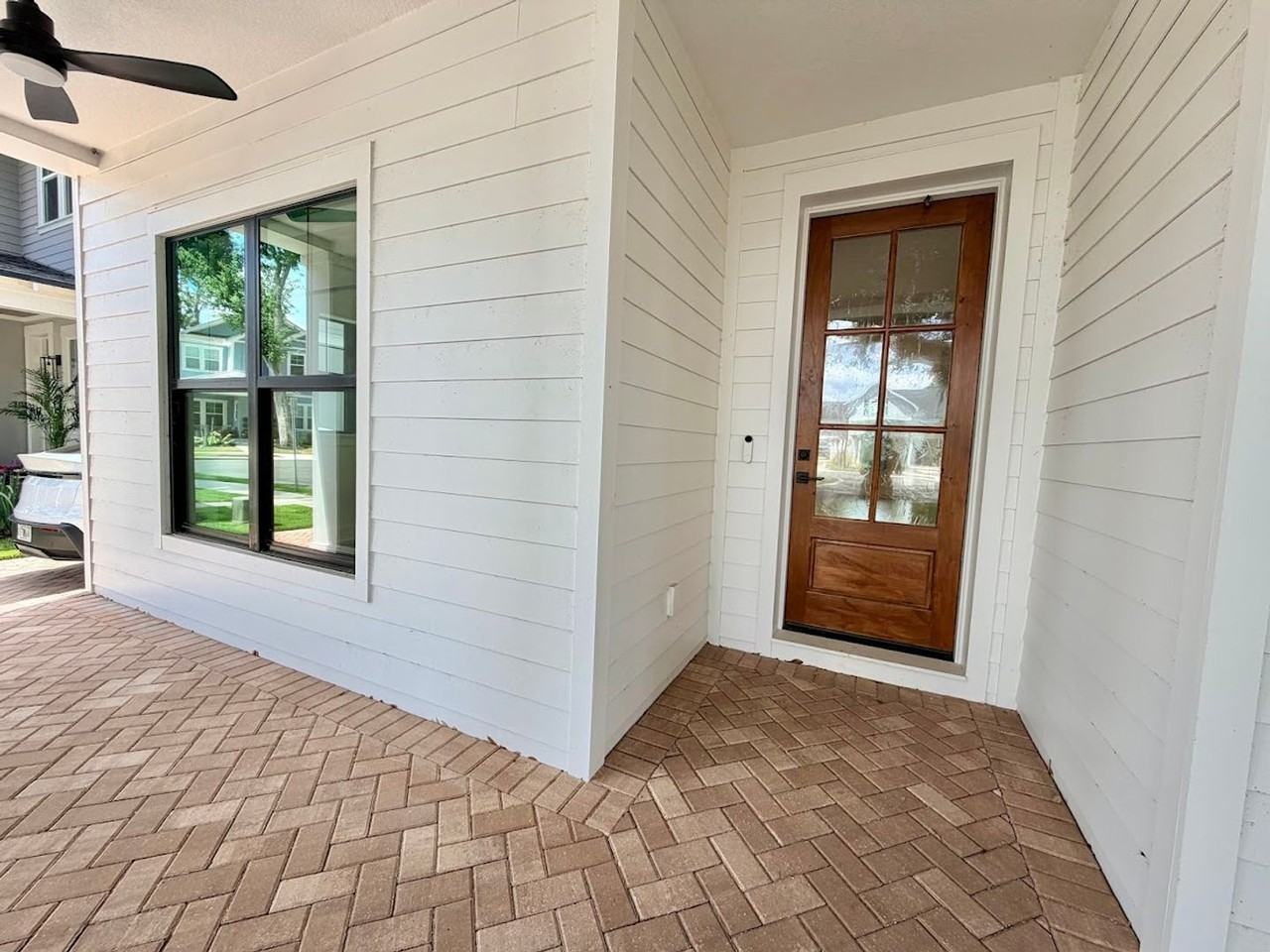 709 Garden West Ter - Photo 5 of 42