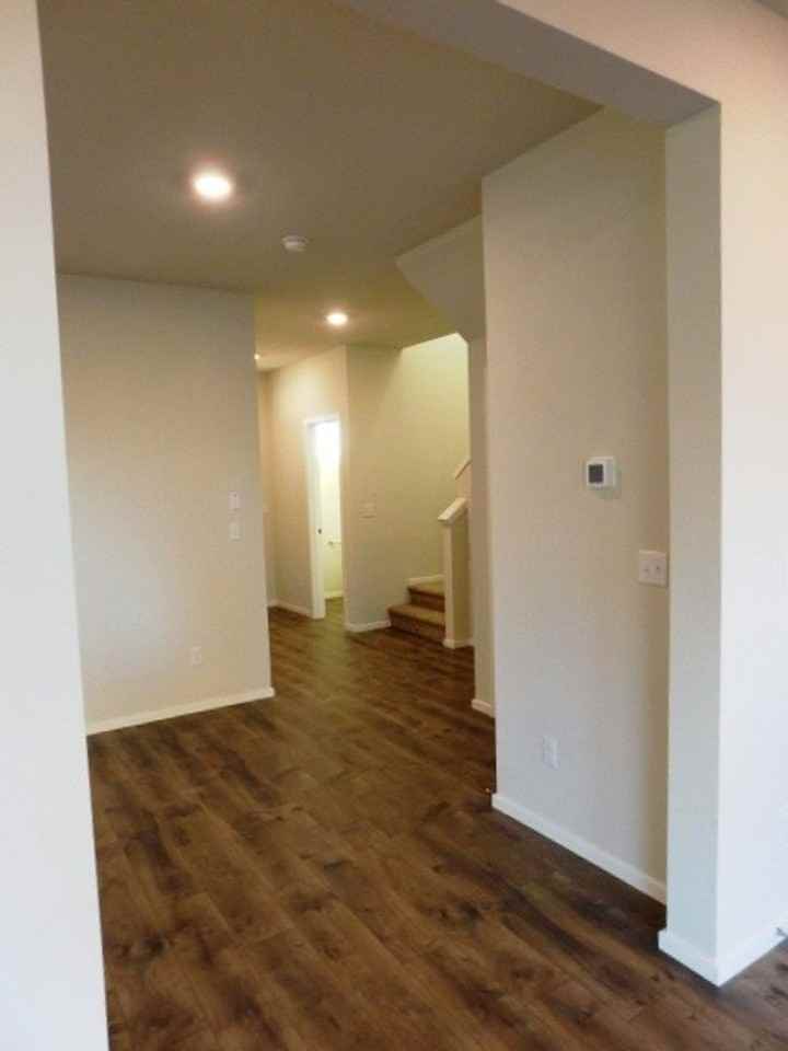4707 Astronaut Ave Ne - Photo 3 of 38
