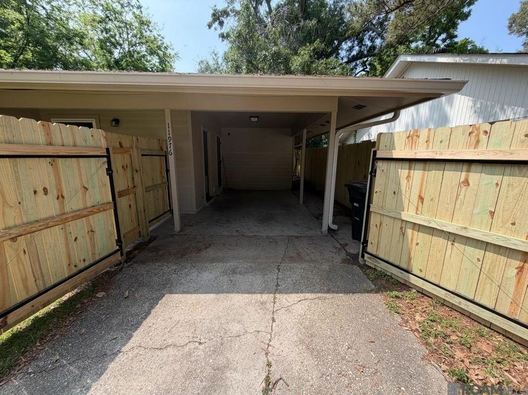 11976 Baylor Dr - Photo 7 of 9
