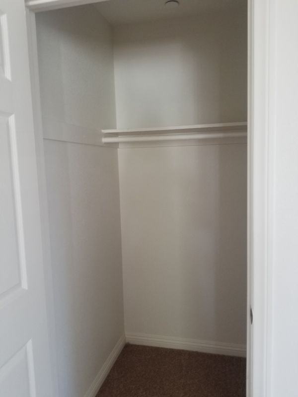 848 W 79th St - Photo 4 of 5