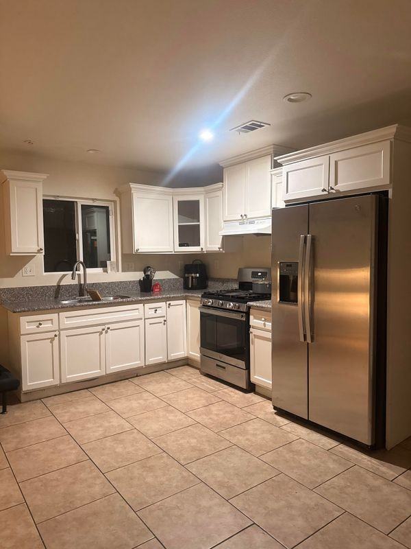 848 W 79th St - Photo 5 of 5