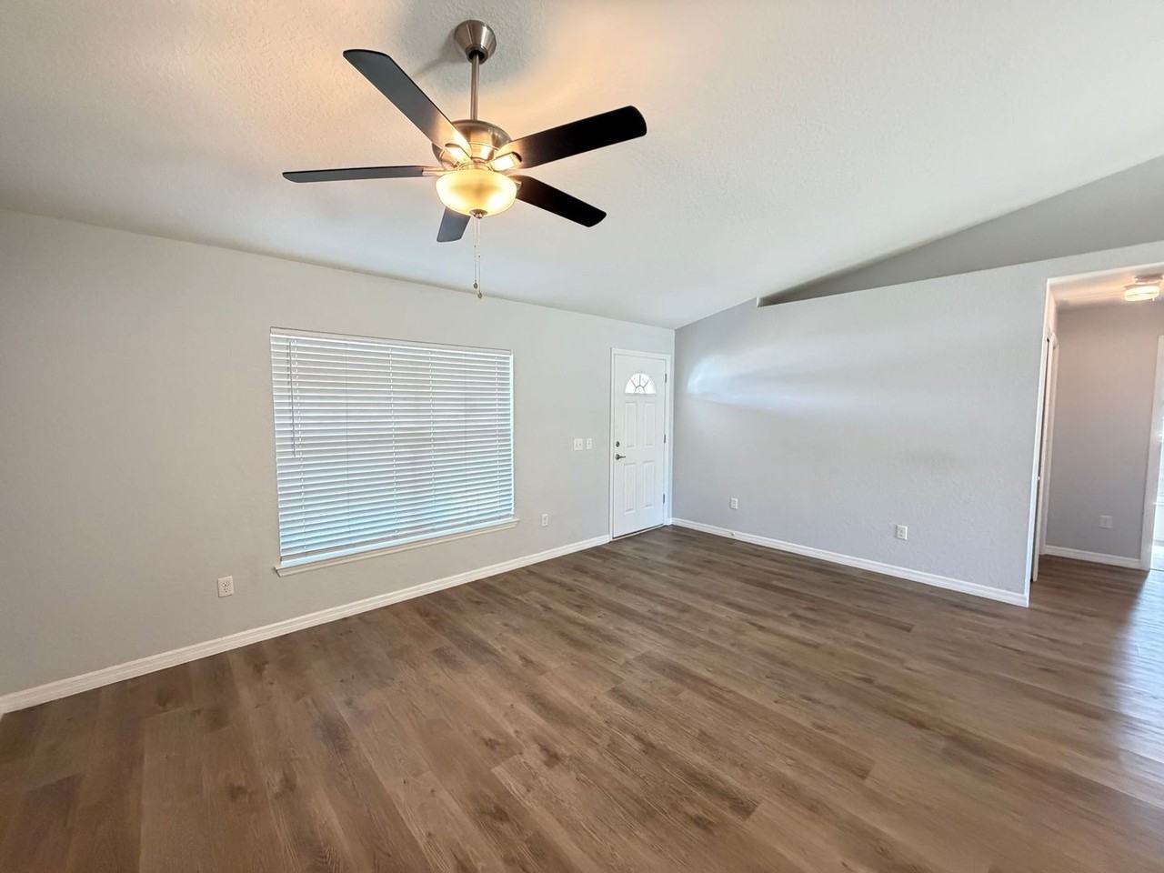 9432 Se 152nd Pl - Photo 5 of 21