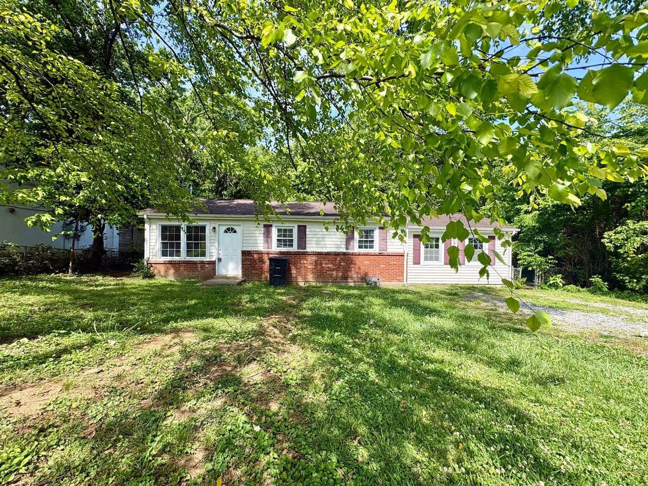 4020 Hutson Ave - Photo 2 of 33