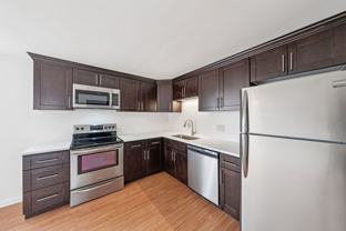 29 Losson Garden Dr ##04 - Photo 1 of 1