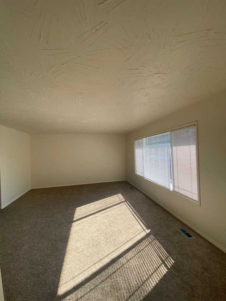 3635 W Hillcrest Dr - Photo 2 of 50