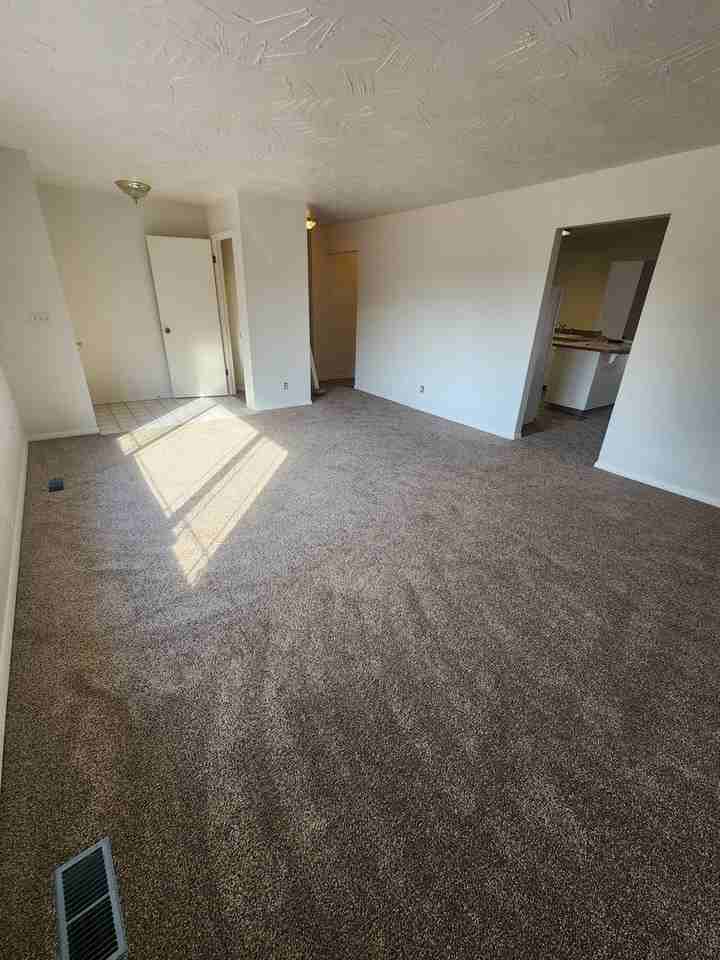 3635 W Hillcrest Dr - Photo 3 of 50