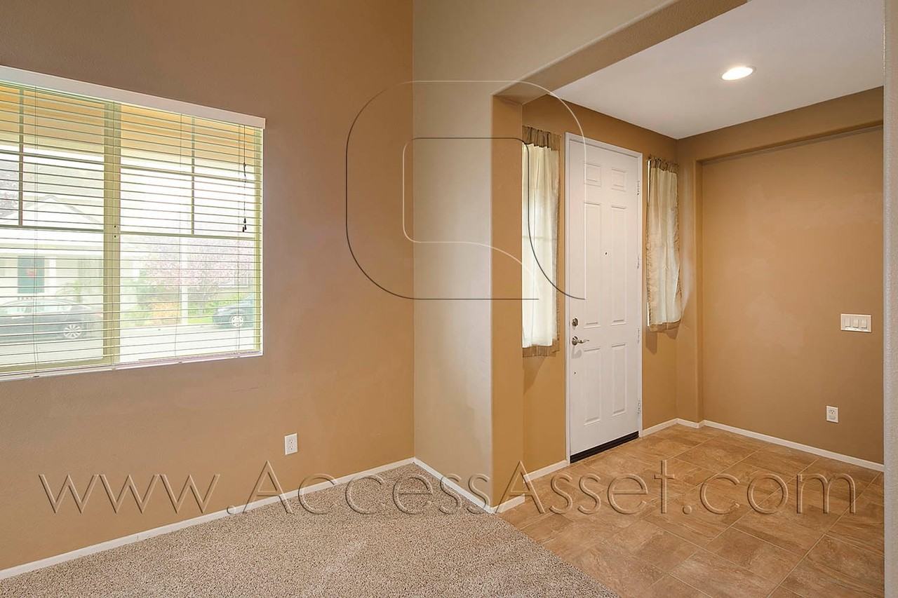 28384 Ware St - Photo 5 of 30