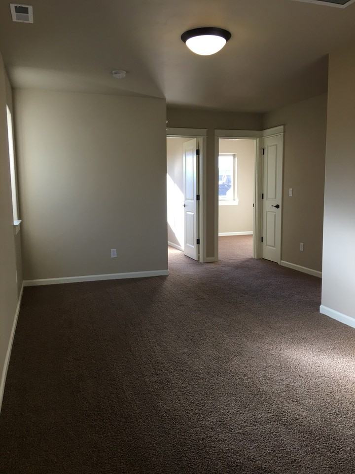 20803 Boulderfield Ave - Photo 6 of 19