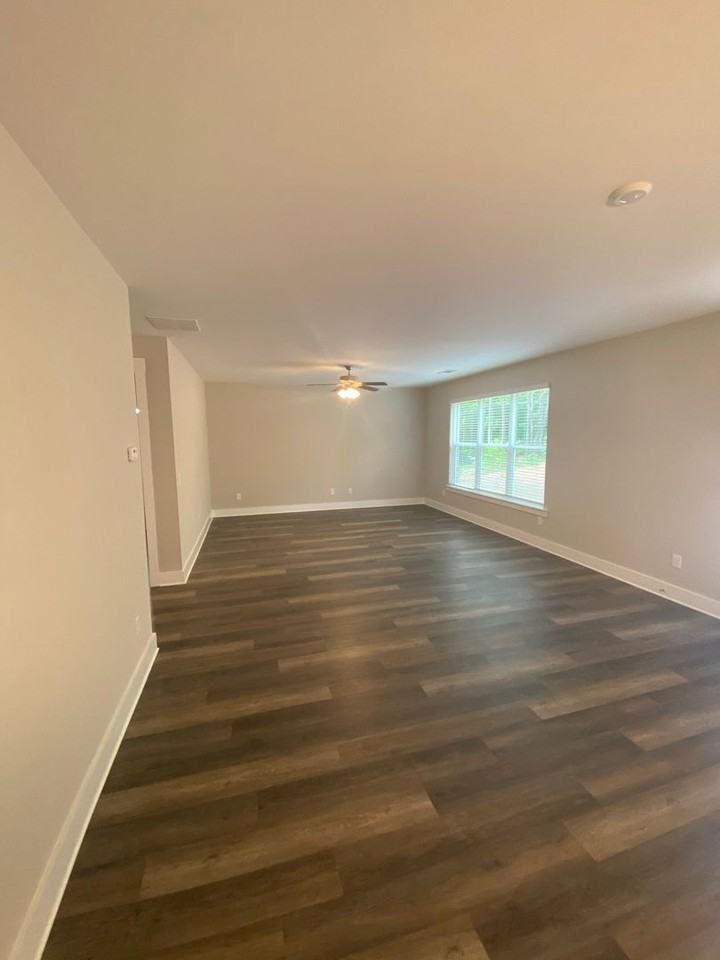 6017 Southland Dr - Photo 4 of 21