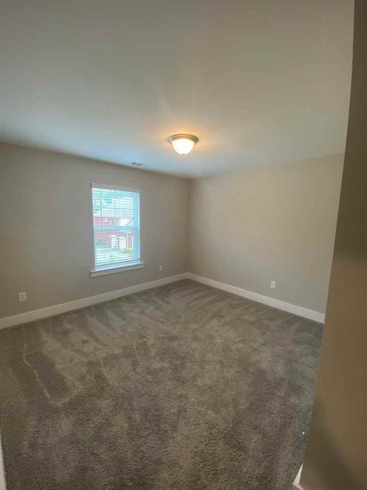 6017 Southland Dr - Photo 6 of 21